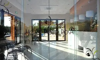 Porta Rosa فندق أسشيا