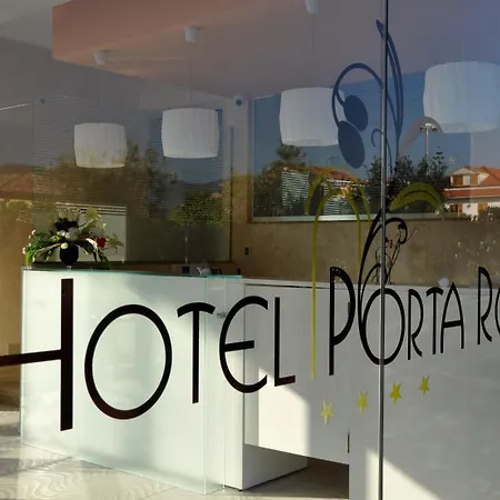 Porta Rosa فندق 4*