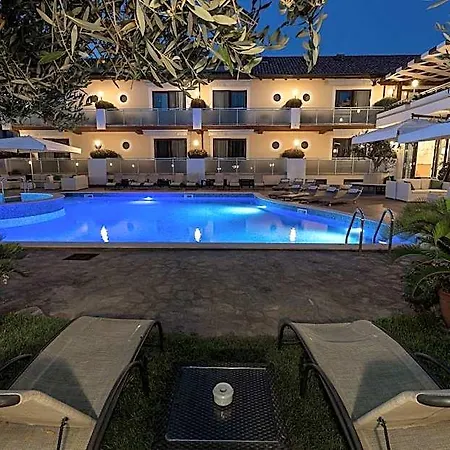Porta Rosa Hotel 4*