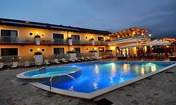Porta Rosa 4*