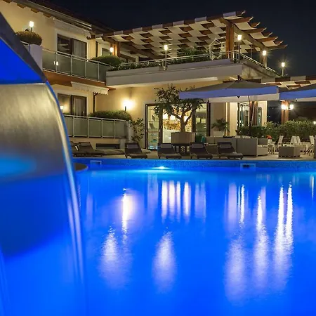 Porta Rosa Hotel